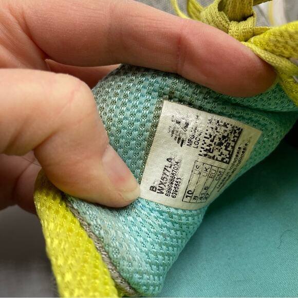 New Balance Grey & Yellow Running Shoes Sneakers 10 - Picture 5 of 9